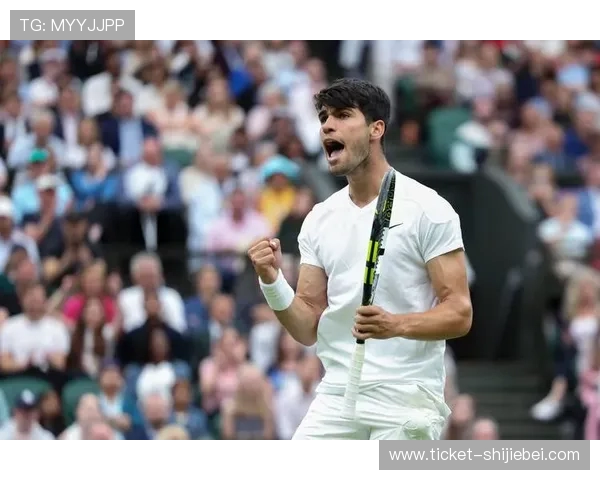 温网 2025 激情开赛：阿尔卡拉斯五盘鏖战开门红，郑钦文补赛成焦点